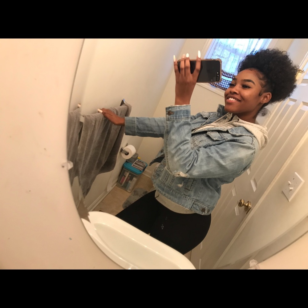Meet your Posher, Tylaya